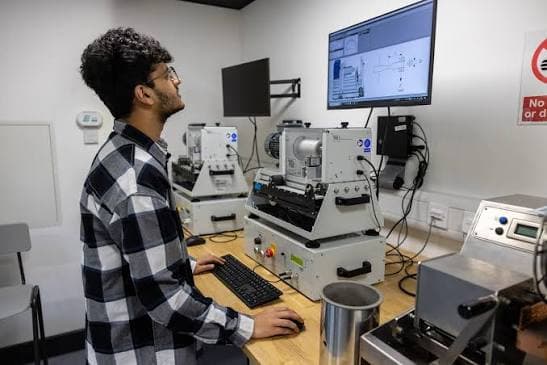 Electronics and Computer Engineering BEng Honours